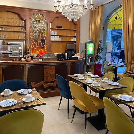 Balzac Hotel Restaurant Fougeres Bagian luar foto